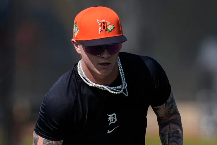 Tigers call up outfield prospect Max Clark